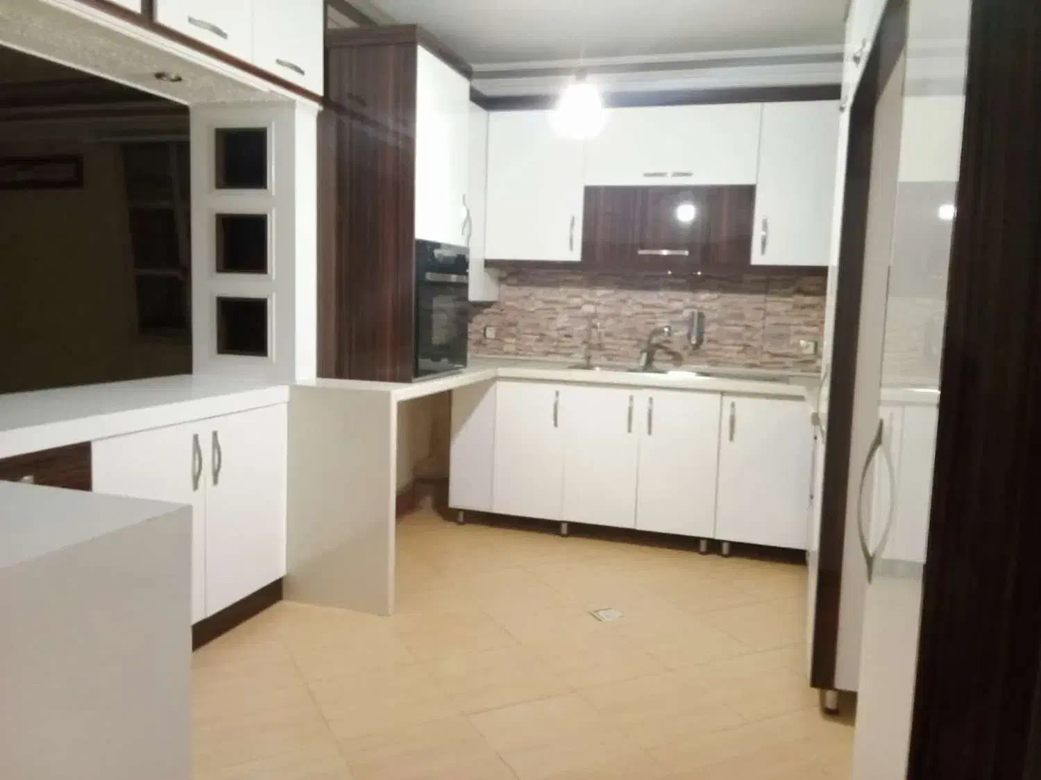 82متر سند 6دانگ حاشیه 20 متری مسلم6|فروش آپارتمان|مشهد, گاز|دیوار