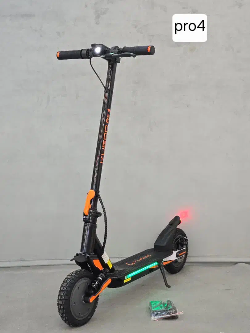 پخش اسکوتر برقی KUGOO «فروشگاه بزرگ خانه دوچرخه»|دوچرخه، اسکیت، اسکوتر|کرمان, |دیوار