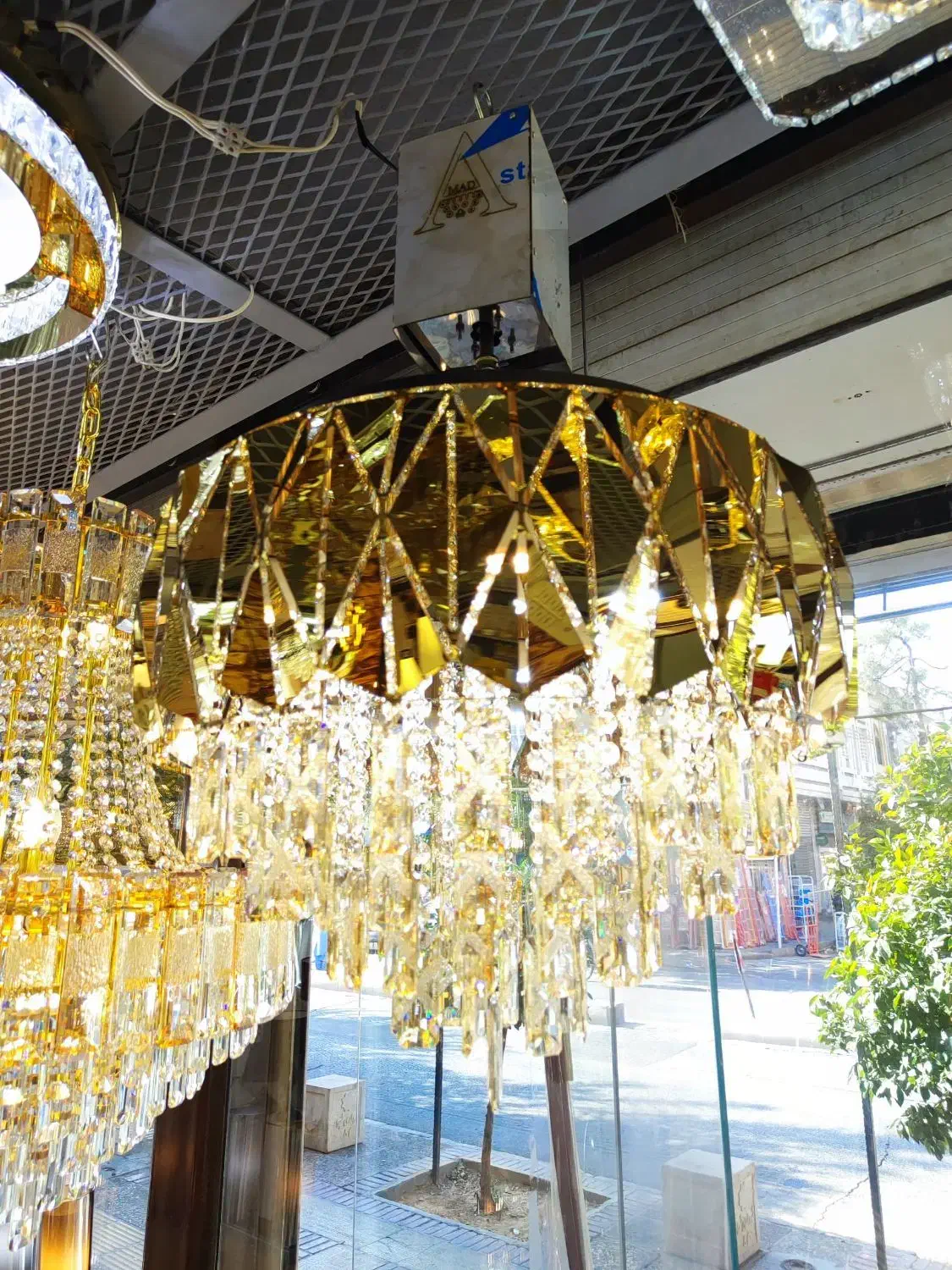 بهترینن‌وباکیفترین‌لوسترهایع‌تولید‌ووارداتی|لوستر و چراغ آویز|ری, علایین|دیوار