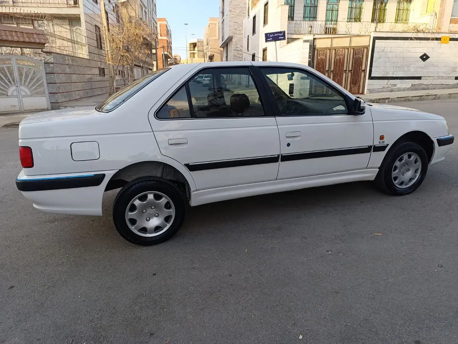 پارسxu7 مدل 92|خودرو سواری و وانت|ملایر, |دیوار