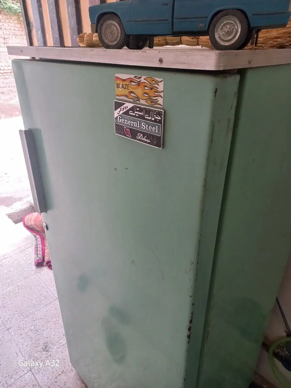 یخچال الکترواستیل موتور زنبوری (آنتیک) سالم و بشرط|یخچال و فریزر|گرگان, |دیوار