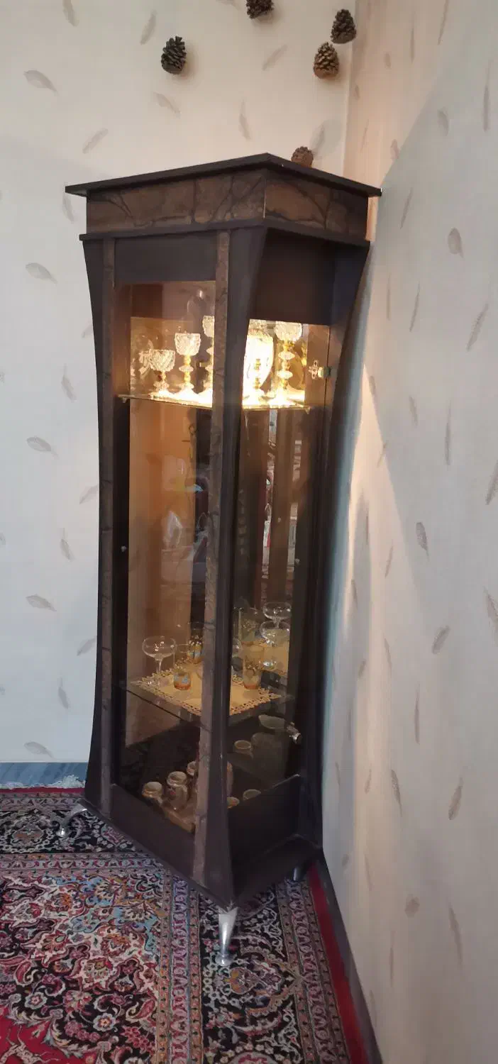 بوفه چوبی تزئینی|بوفه، ویترین، کنسول|شیراز, شریف‌آباد|دیوار