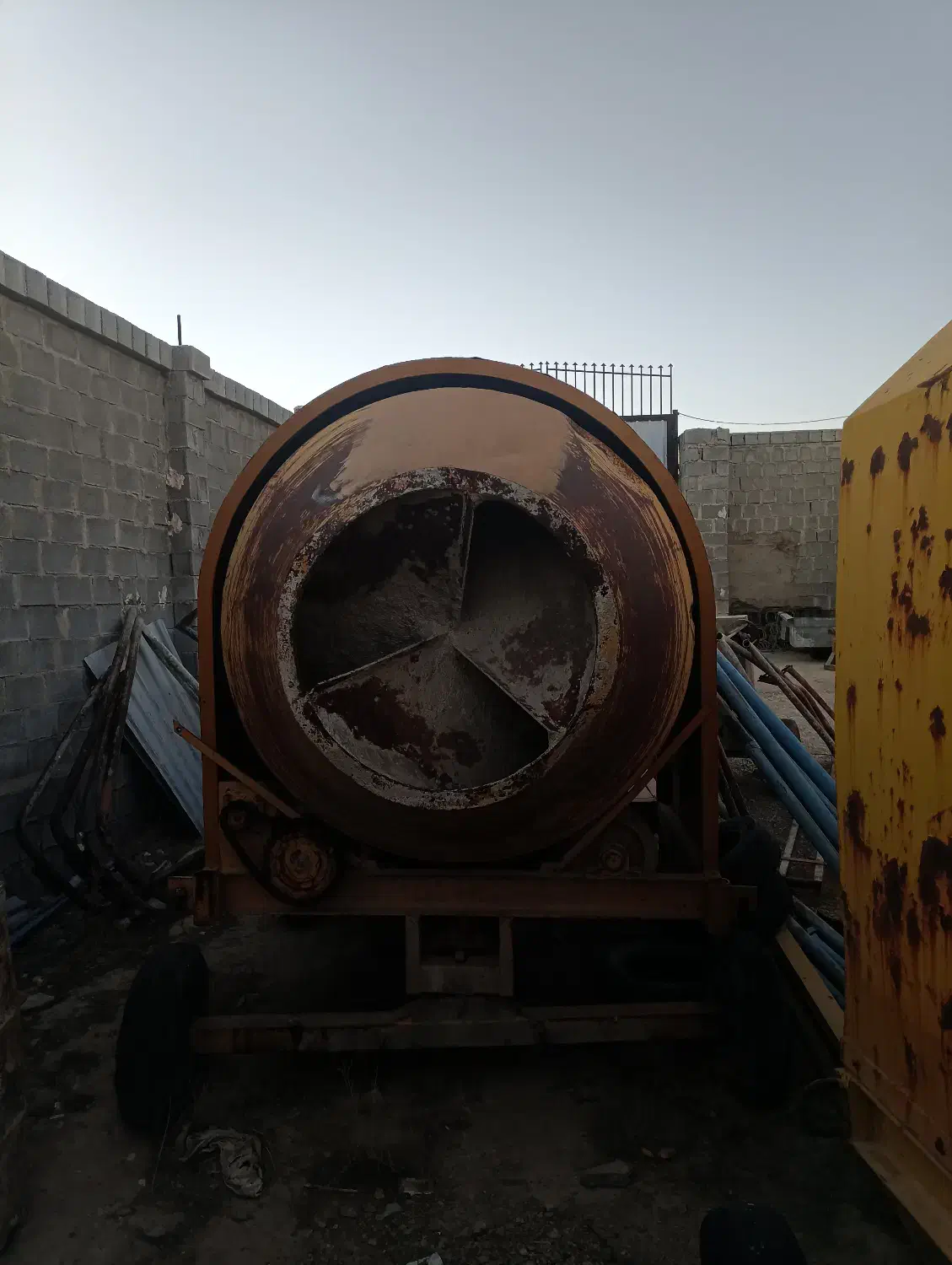 فروش میکسر بتونیر|ماشین‌آلات صنعتی|شیراز, قلعه نو|دیوار