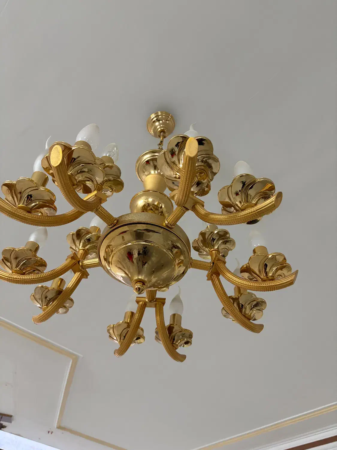 دو عدد لوستر قدیمی بسیار زیبا|لوستر و چراغ آویز|بروجرد, |دیوار