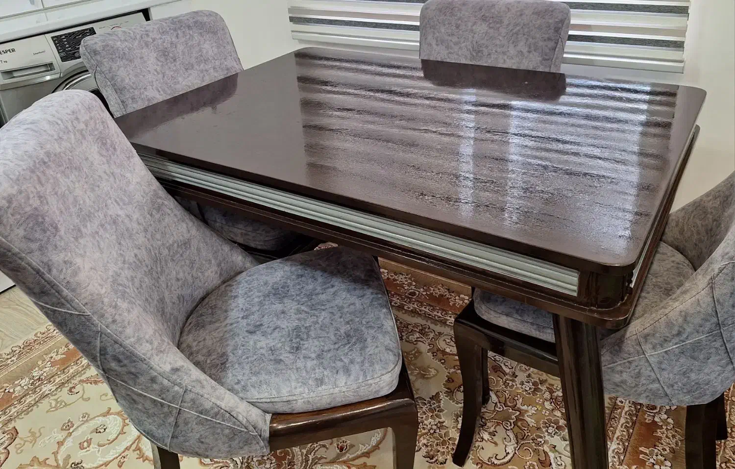 میز غذا خوری|میز و صندلی غذاخوری|ماکو, |دیوار