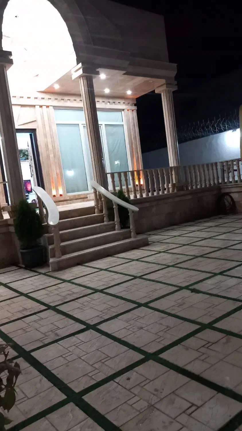 ویلا ۲۵۴متری سهیلیه زعفرانیه چسب بافت|فروش خانه و ویلا|کرج, فاز ۴ مهرشهر|دیوار