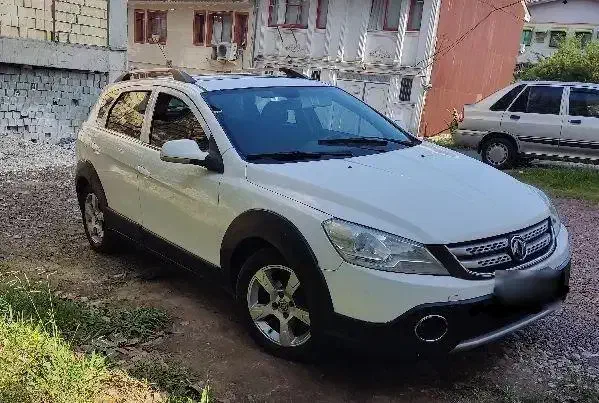 Hc cross|خودرو سواری و وانت|لاهیجان, کاروانسرابر|دیوار