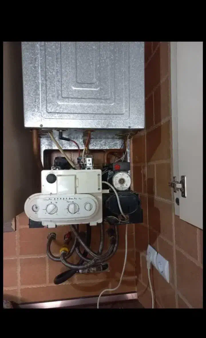 تعمیرانواع پکیج ابگرمکن کولرگازی|خدمات پیشه و مهارت|پرند, فاز ۲|دیوار