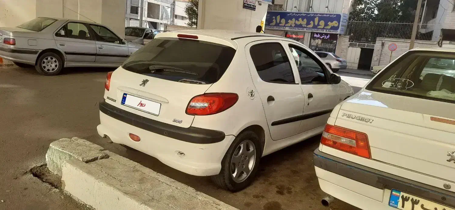 ۲۰۶ مدل ۹۸ رویت رنگ|خودرو سواری و وانت|پارس‌آباد, |دیوار