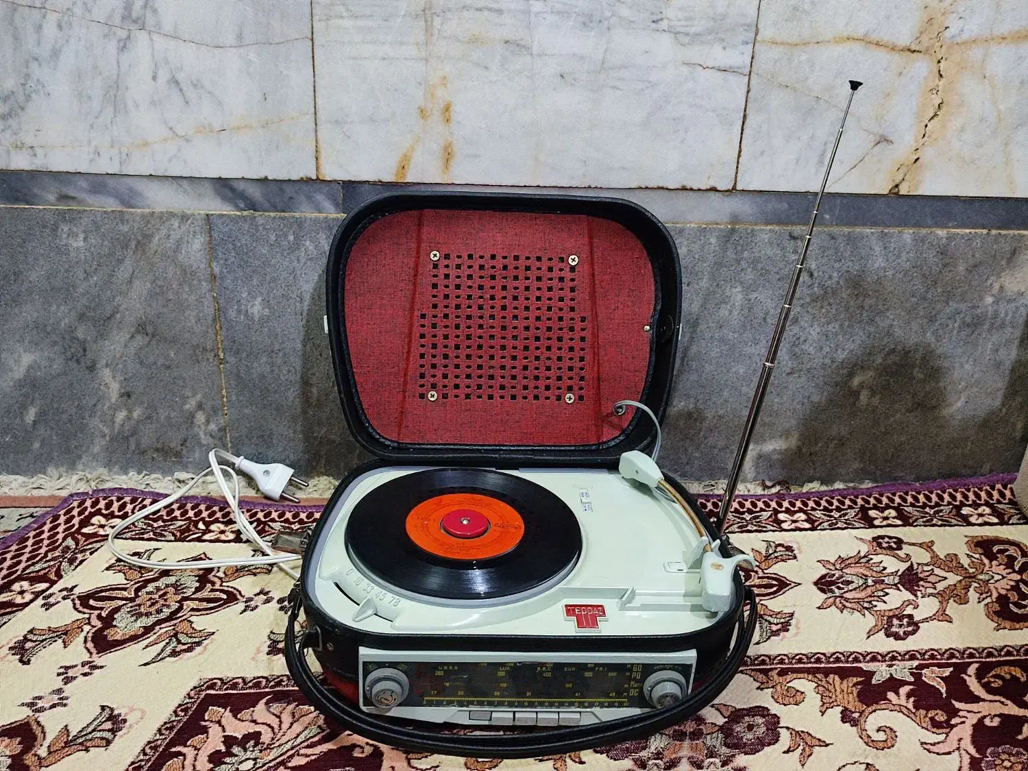 گرام ، گرامافون تپاز|کلکسیون اشیاء عتیقه|تهران, هلال احمر|دیوار