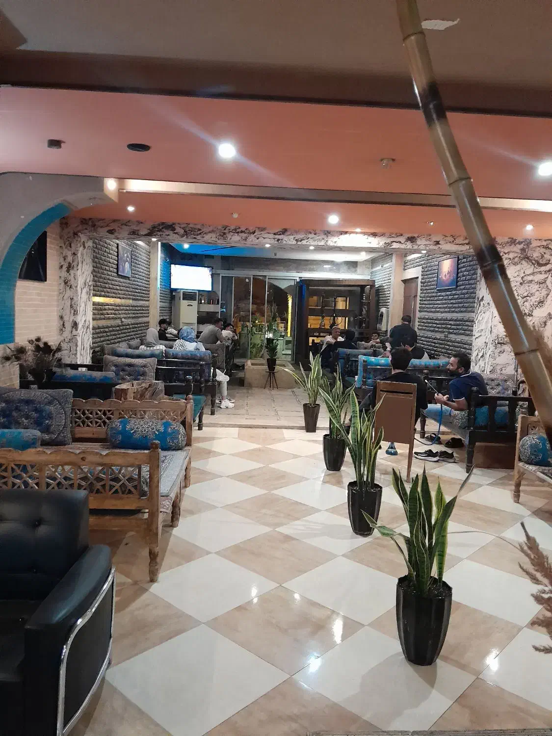 اجاره و رزرو کافه جهت تمام مراسمات|خدمات پذیرایی، مراسم|یزد, |دیوار