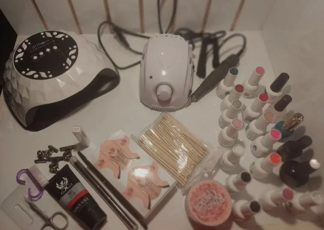 وسایل کاشت ناخن|آرایشی، بهداشتی، درمانی|میاندوآب, |دیوار