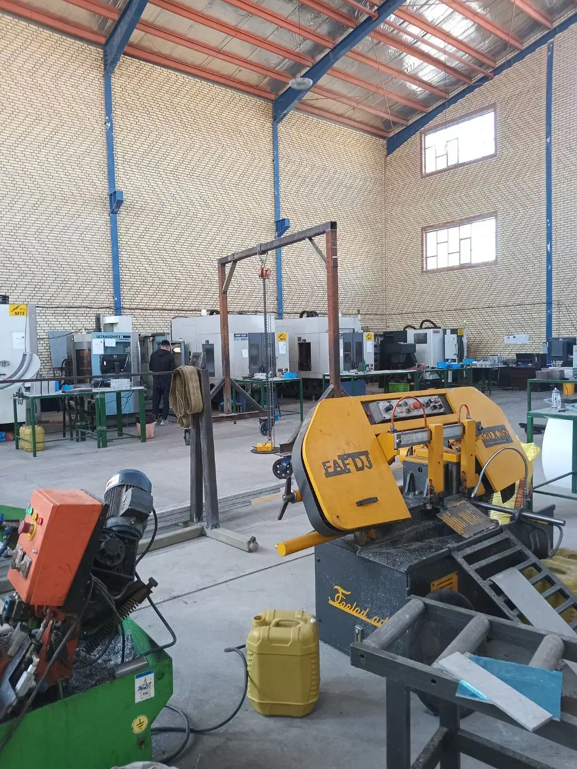 کارگر ساده نیازمندیم|استخدام صنعتی، فنی، مهندسی|رباط‌کریم, شهرک صنعتی ده‌حسن|دیوار