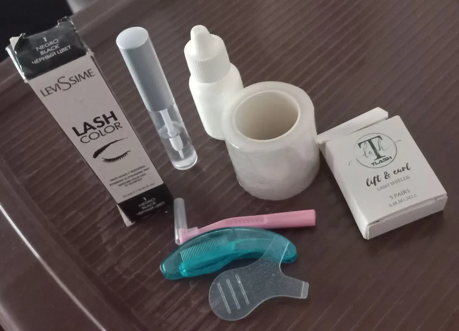 وسایل اکستنشن و لیفت مژه|آرایشی، بهداشتی، درمانی|قائم‌شهر, |دیوار