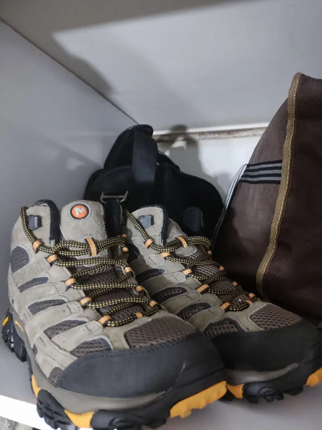 کفش مرل|کیف، کفش، کمربند|مشهد, نظام دوست|دیوار