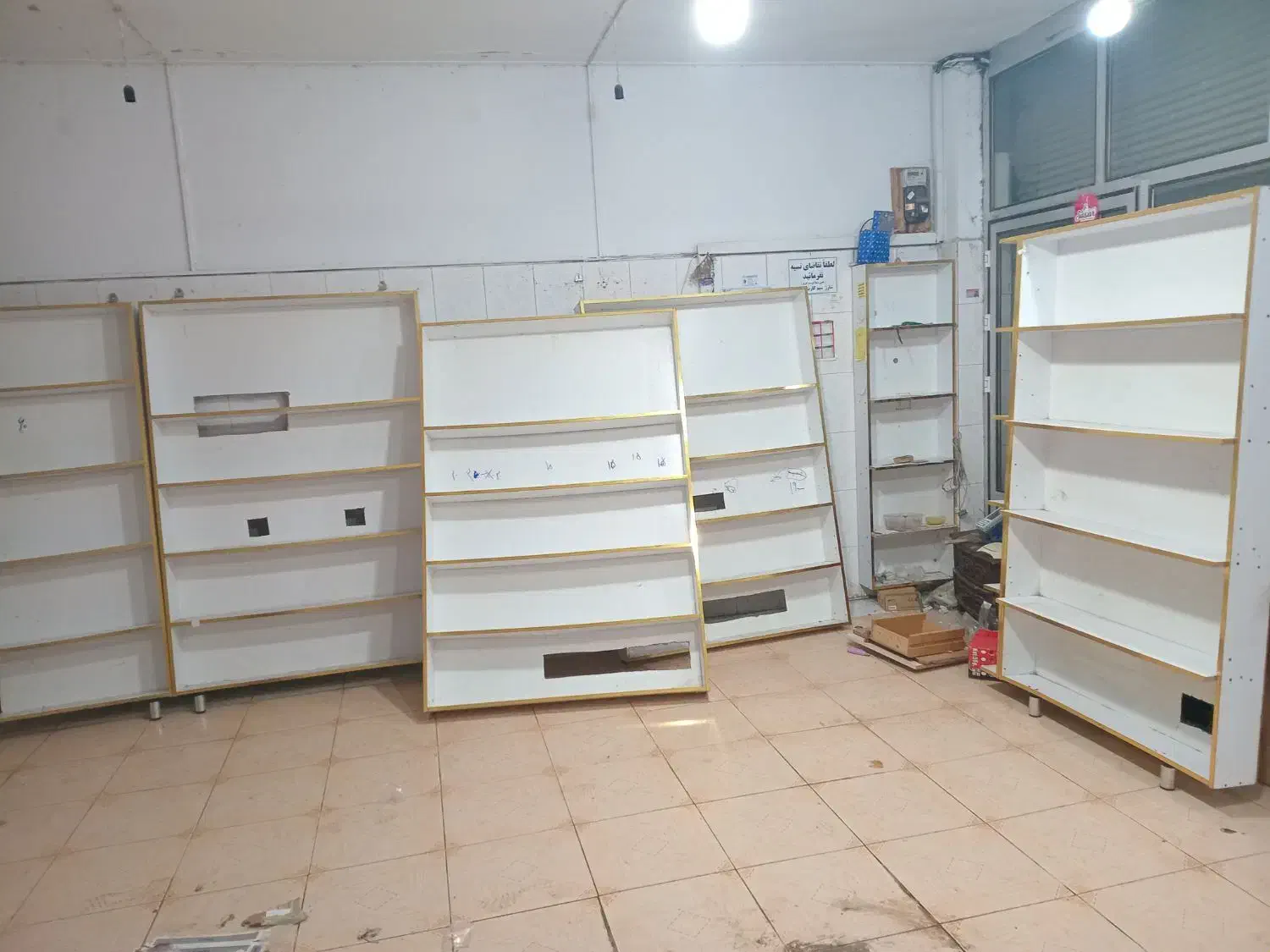 ویترین ‌ام‌دی‌اف مغازه|فروشگاه و مغازه|آستارا, |دیوار