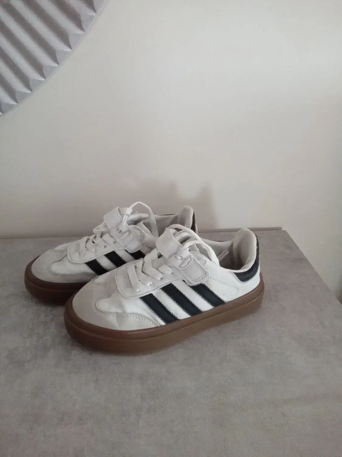 کفش اسپرت سایز ۳۲|کفش و لباس بچه|هشتگرد, فاز ۷ مهستان|دیوار