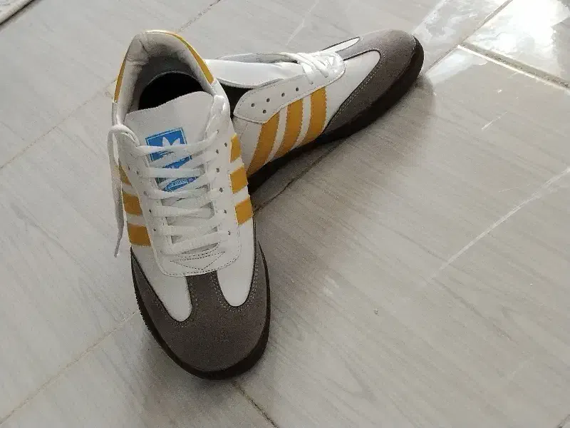 کفش ادیداس 38|کیف، کفش، کمربند|مشهد, موسوی قوچانی|دیوار