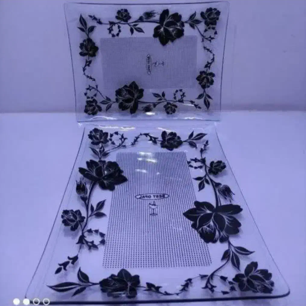 ظرف ظروف ومقداری خرده ریز قوهه کانال تو ایتا دارم|ظروف سرو و پذیرایی|پاکدشت, پاکدشت (مامازند)|دیوار