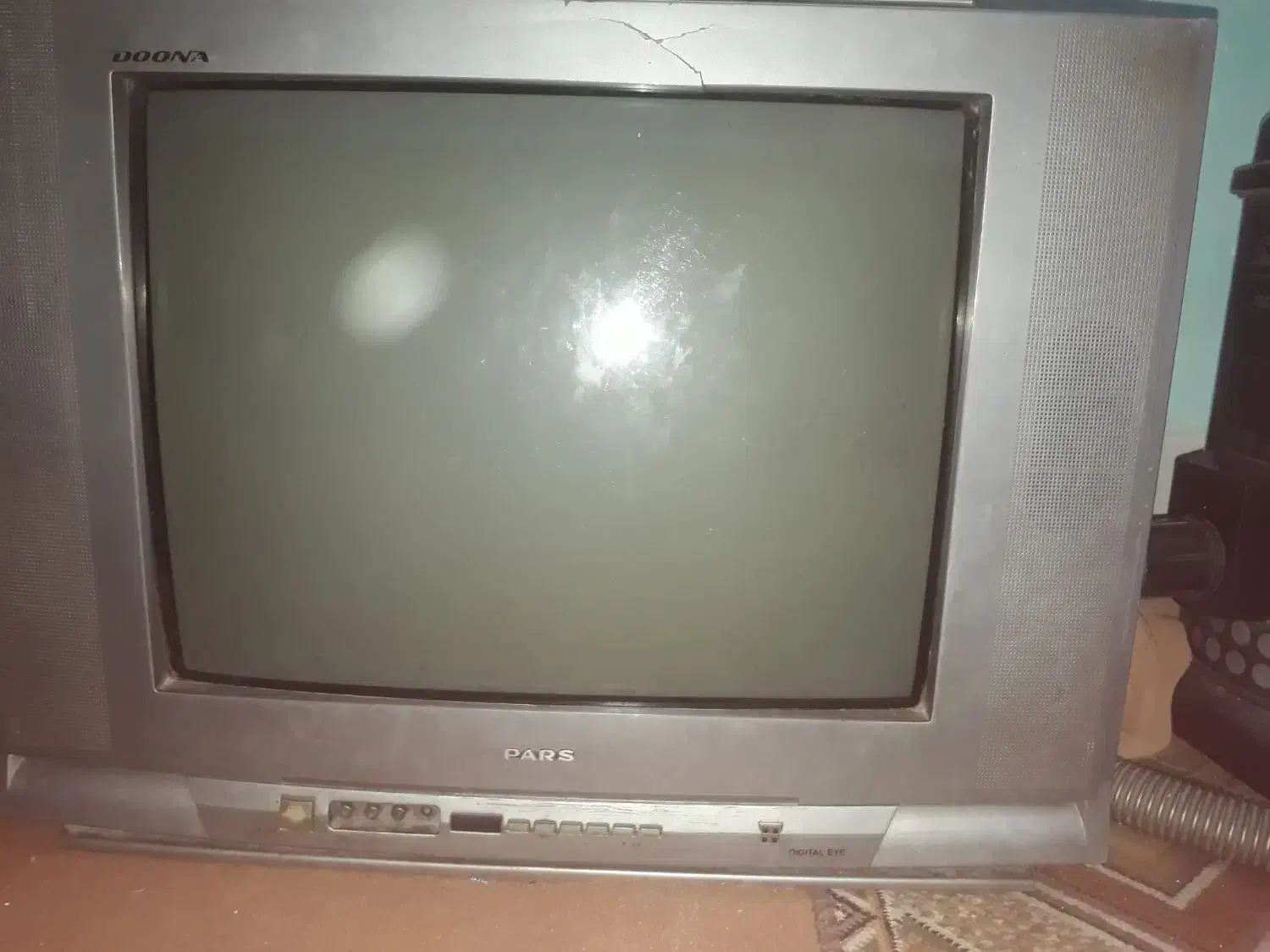 تلویزیون صنام و پارس|تلویزیون و پروژکتور|بم, |دیوار