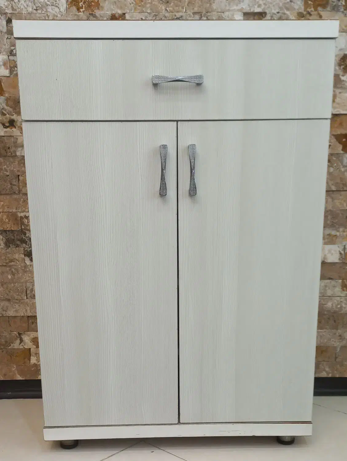 جاکفشی|جاکفشی، کمد، دراور|شهریار, شهریار|دیوار