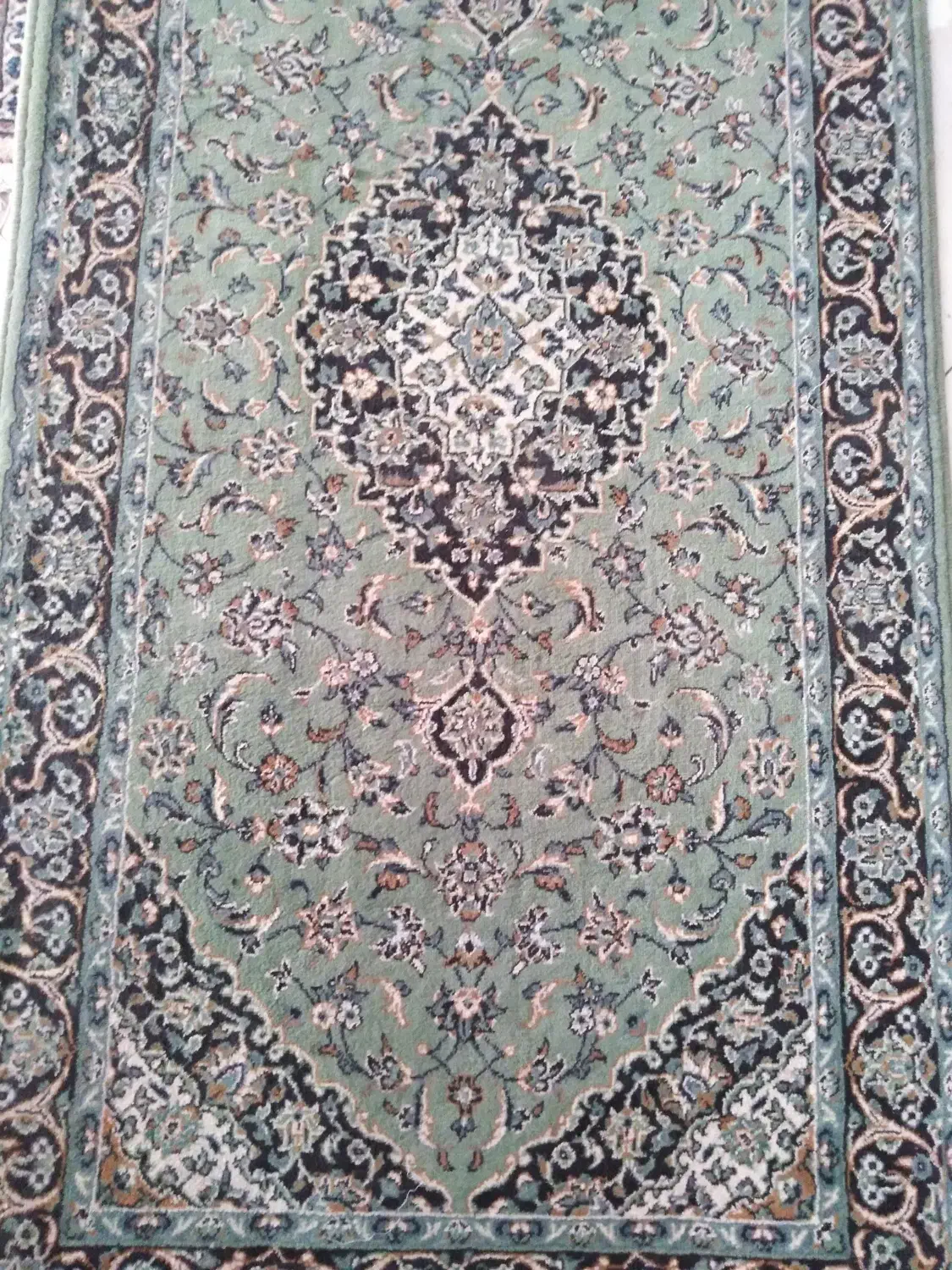 فرش سبز رنگ ۸ متری|فرش|کرج, شهرک بنفشه|دیوار