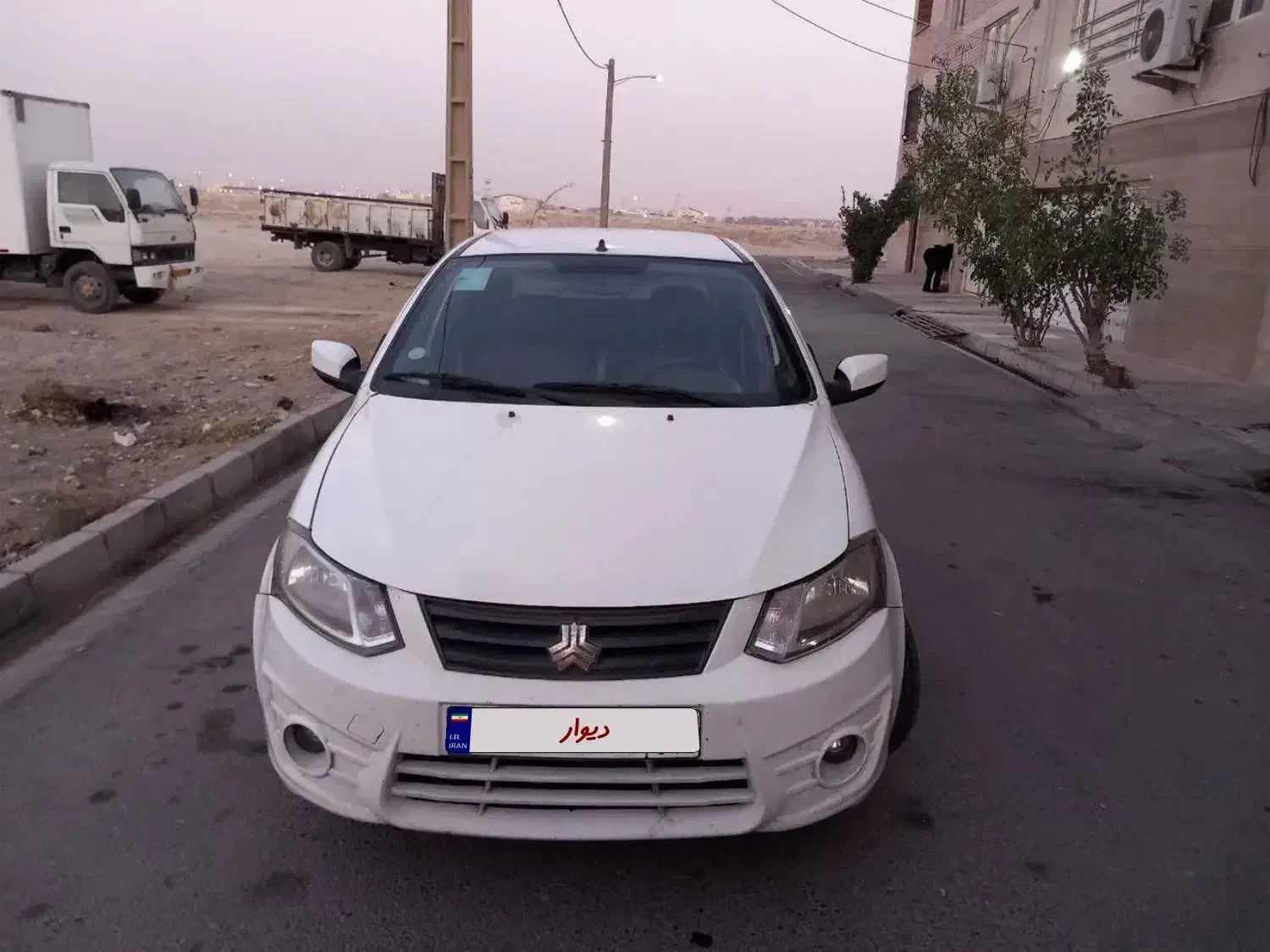 ساینا سفید مدل ۱۴۰۰|خودرو سواری و وانت|اسلام‌شهر, باغ فیض|دیوار