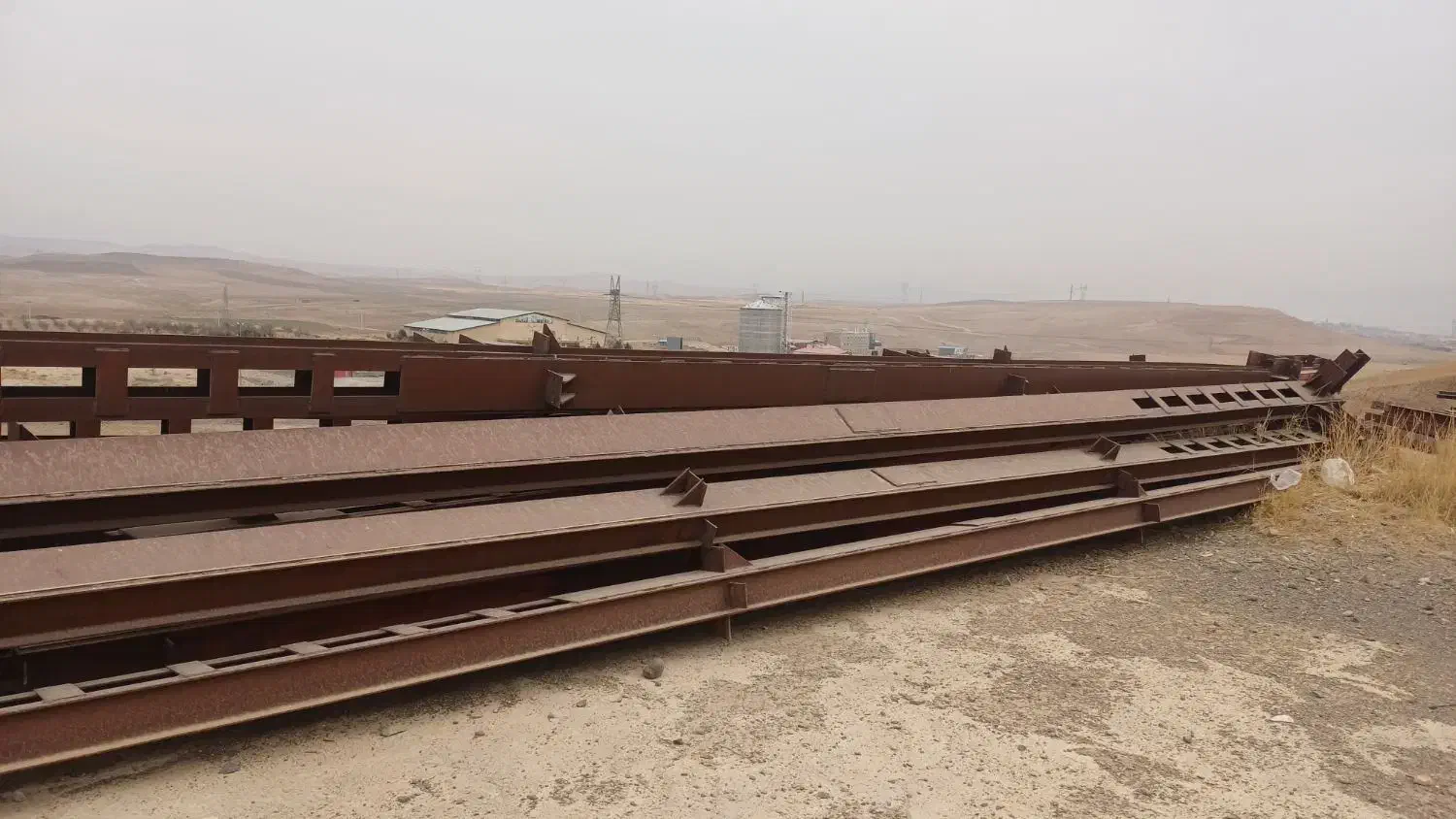 فروش آهن ۳طبقه آماده نصب|مصالح و تجهیزات ساختمان|میانه, |دیوار