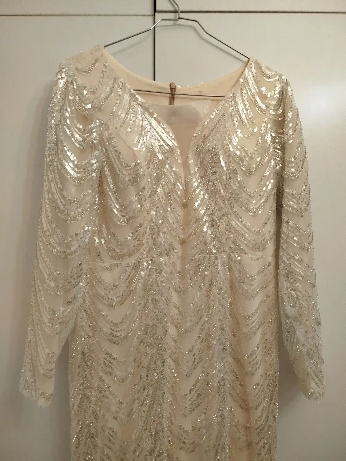 پیراهن مجلسی|لباس|پرند, فاز ۶|دیوار