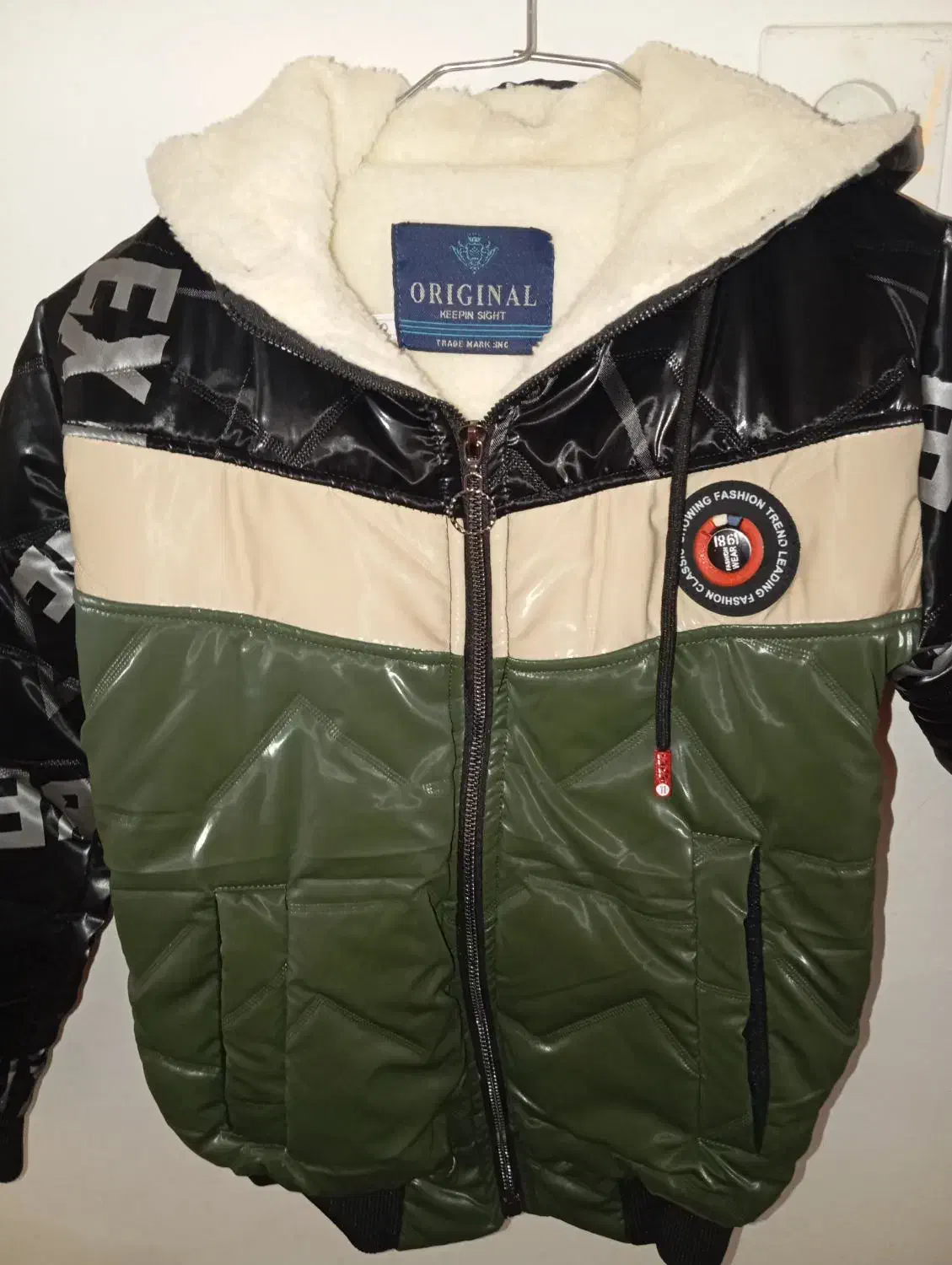 کافشن بچگانه نو|کفش و لباس بچه|الیگودرز, |دیوار