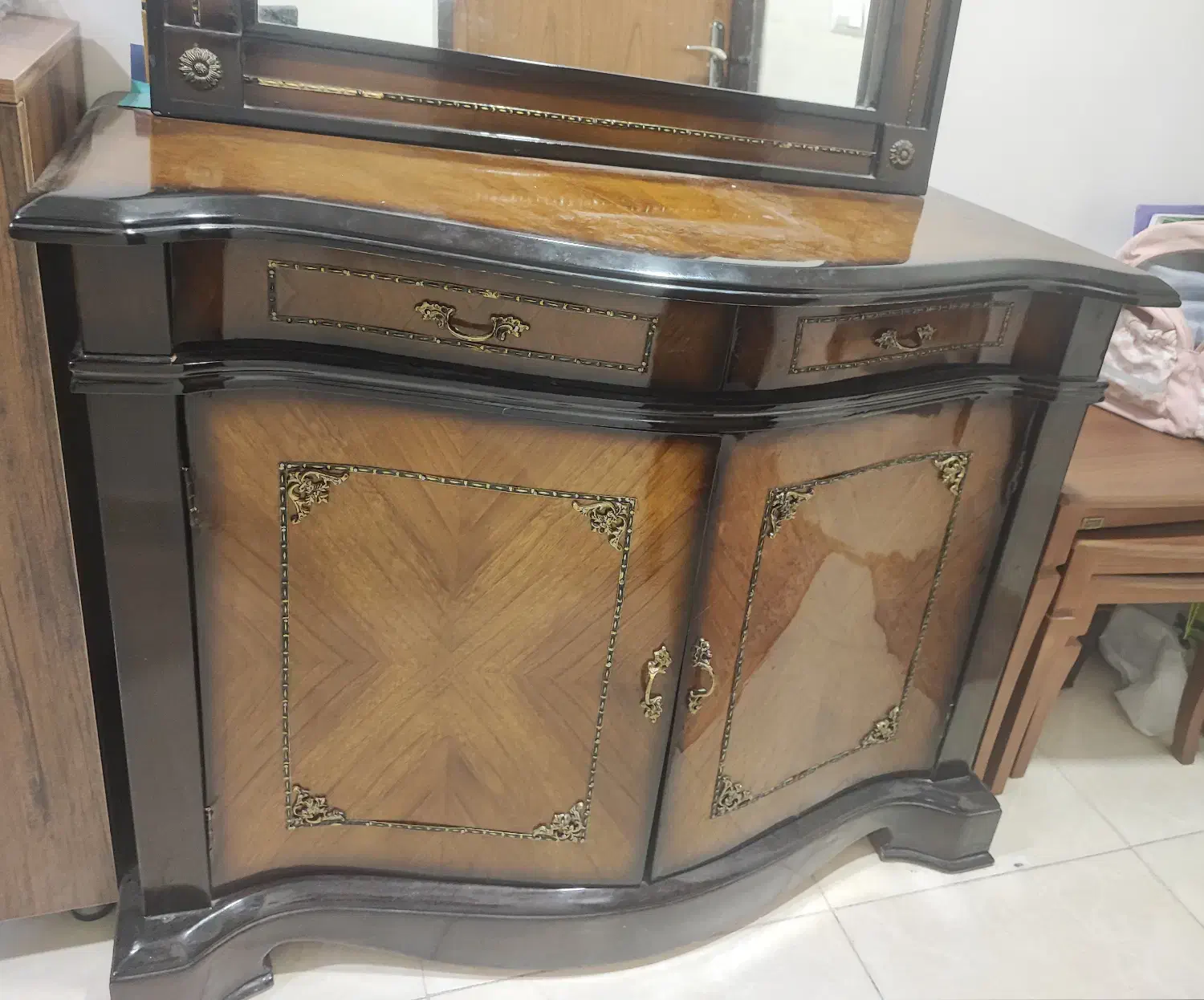 میز و آینه کنسول|بوفه، ویترین، کنسول|مشهد, فرهنگیان (شهرک غرب)|دیوار