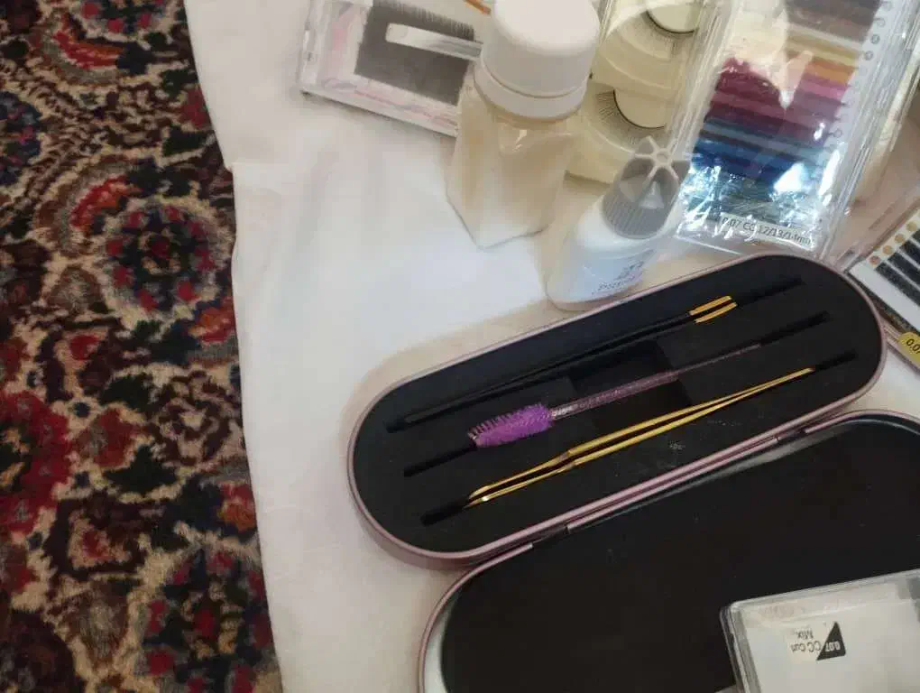 لوازم کاشت مژه|آرایشگاه و سالن‌های زیبایی|فردیس, فردیس|دیوار