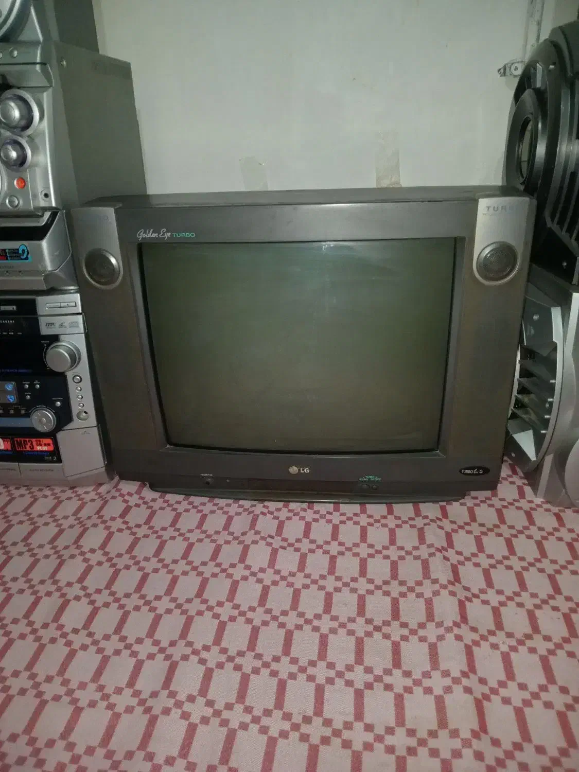 تلویزیون ال‌جی با کنترل|تلویزیون و پروژکتور|سبزوار, شرق کال عیدگاه|دیوار