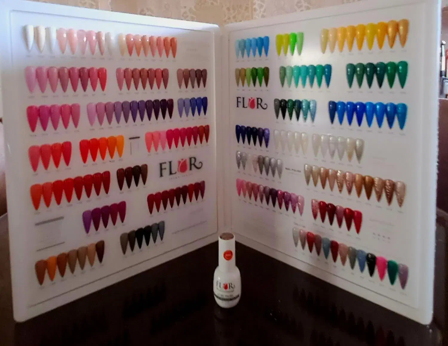 کاشت ناخن ژل لاک|آرایشی، بهداشتی، درمانی|مشهد, شهرآرا|دیوار