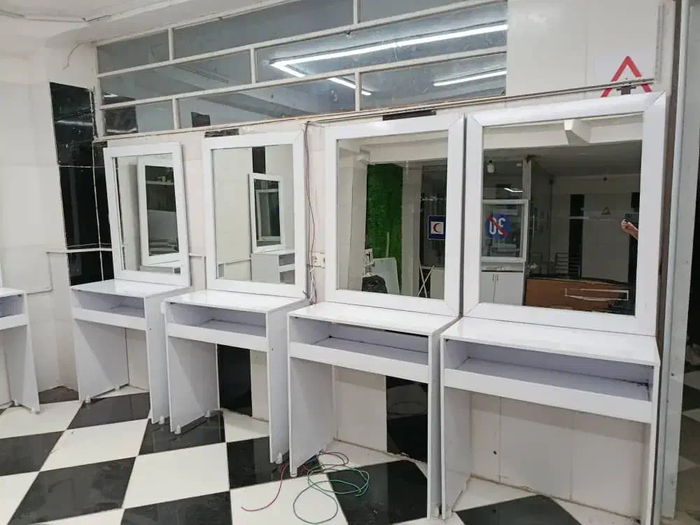 دکوراسیون آرایشگاه|آرایشگاه و سالنهای زیبایی|مسجد سلیمان, |دیوار