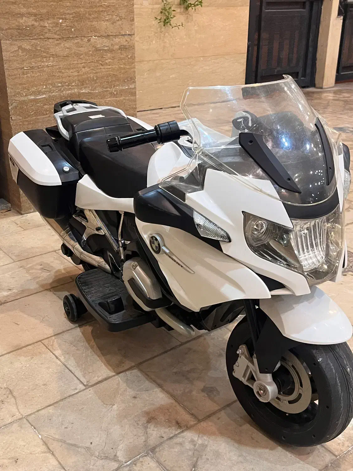 موتور پلیس شارژی درحد صفر از خونه بیرون نیومده|اسباببازی|گنبد کاووس, |دیوار