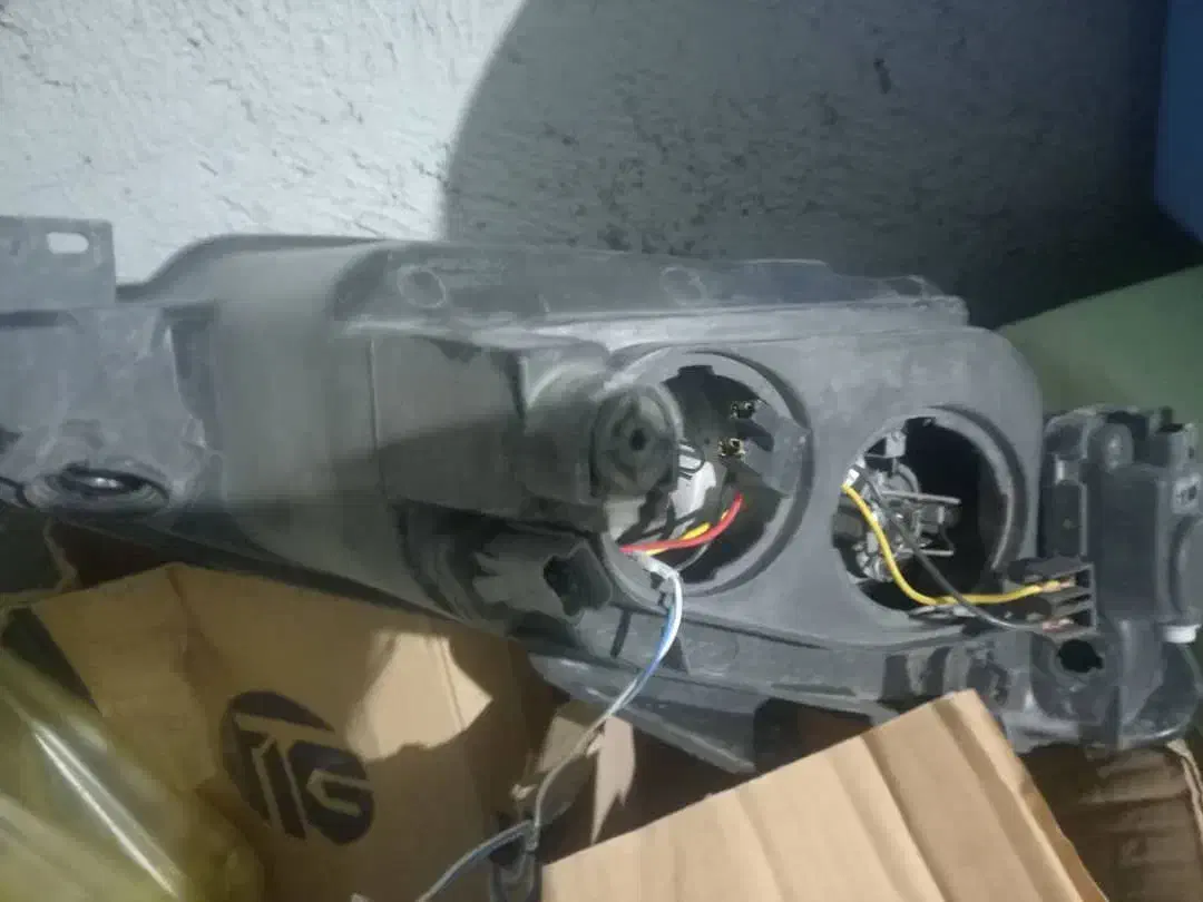 چراغ اسپرت ۲۰۶|قطعات یدکی و لوازم جانبی|کوثر, |دیوار