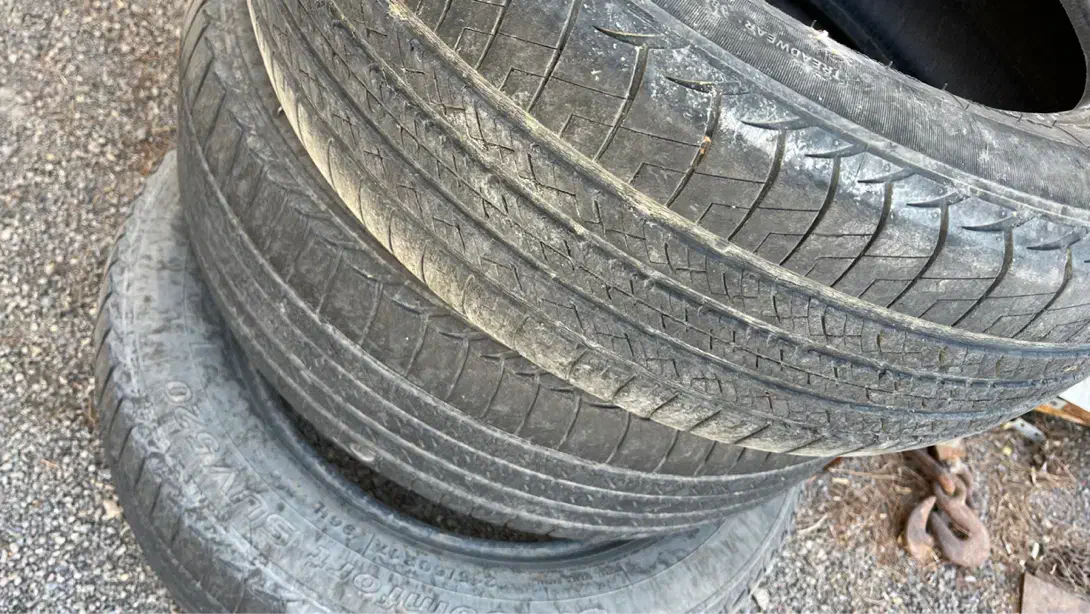 لاستیک سایز ۱۷ giti آج دار|قطعات یدکی و لوازم جانبی|شهرضا, |دیوار