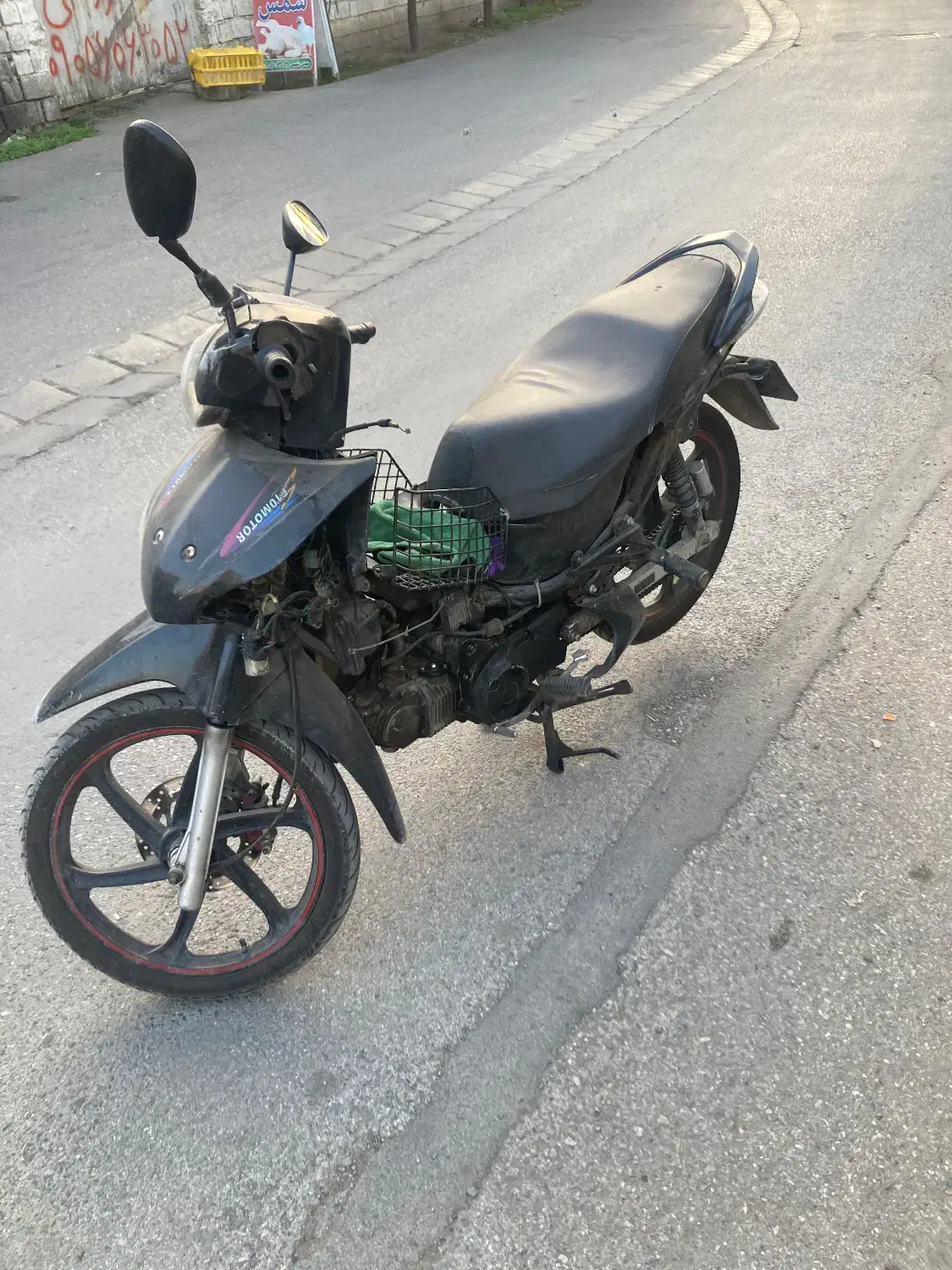 ویو سحر۱۳۵ مدل۱۳۹۵|موتورسیکلت|قائم‌شهر, |دیوار