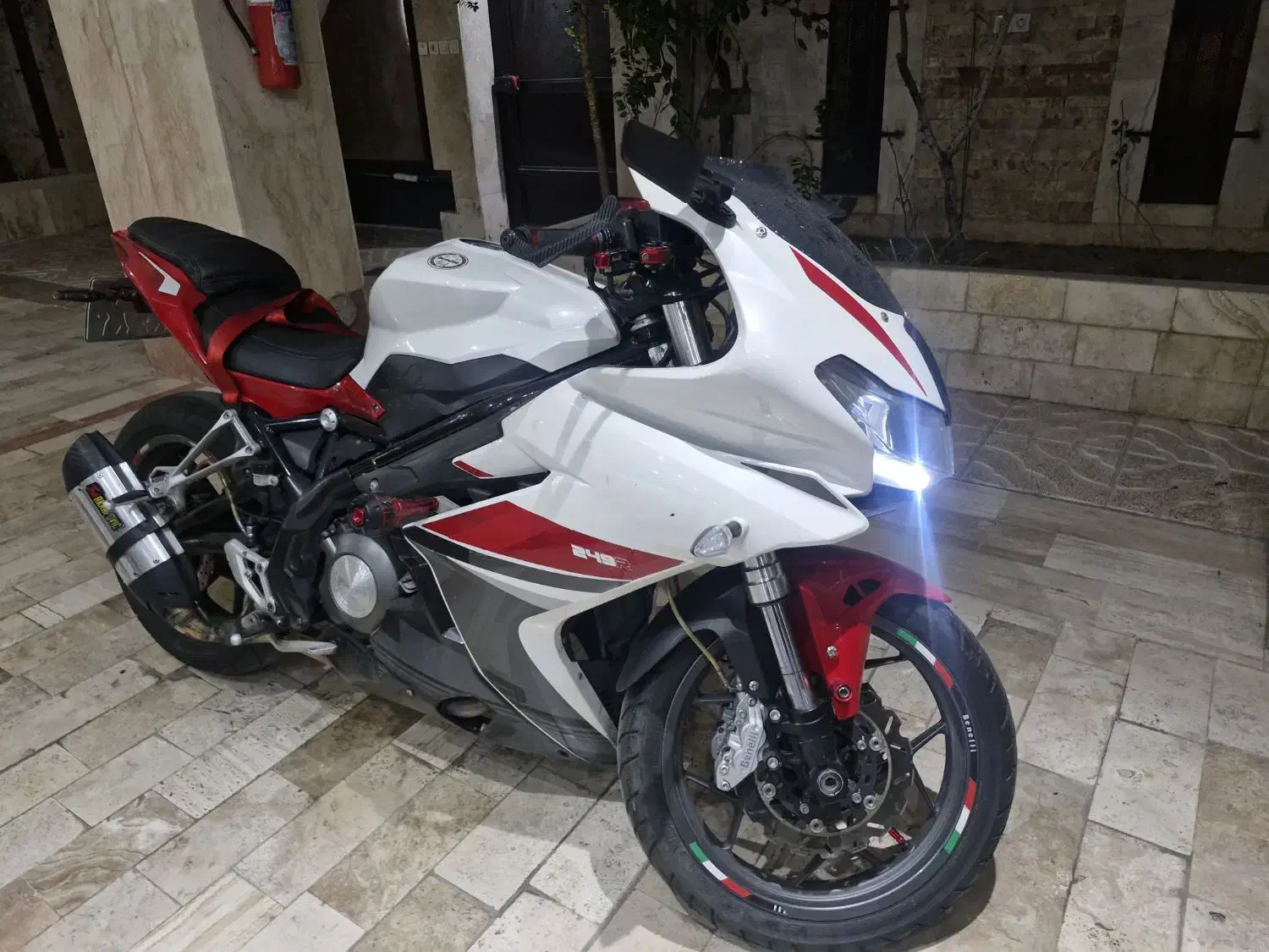 بنلی ریس ۳۰۰|موتورسیکلت|تهران, شهرک ولیعصر شمالی|دیوار