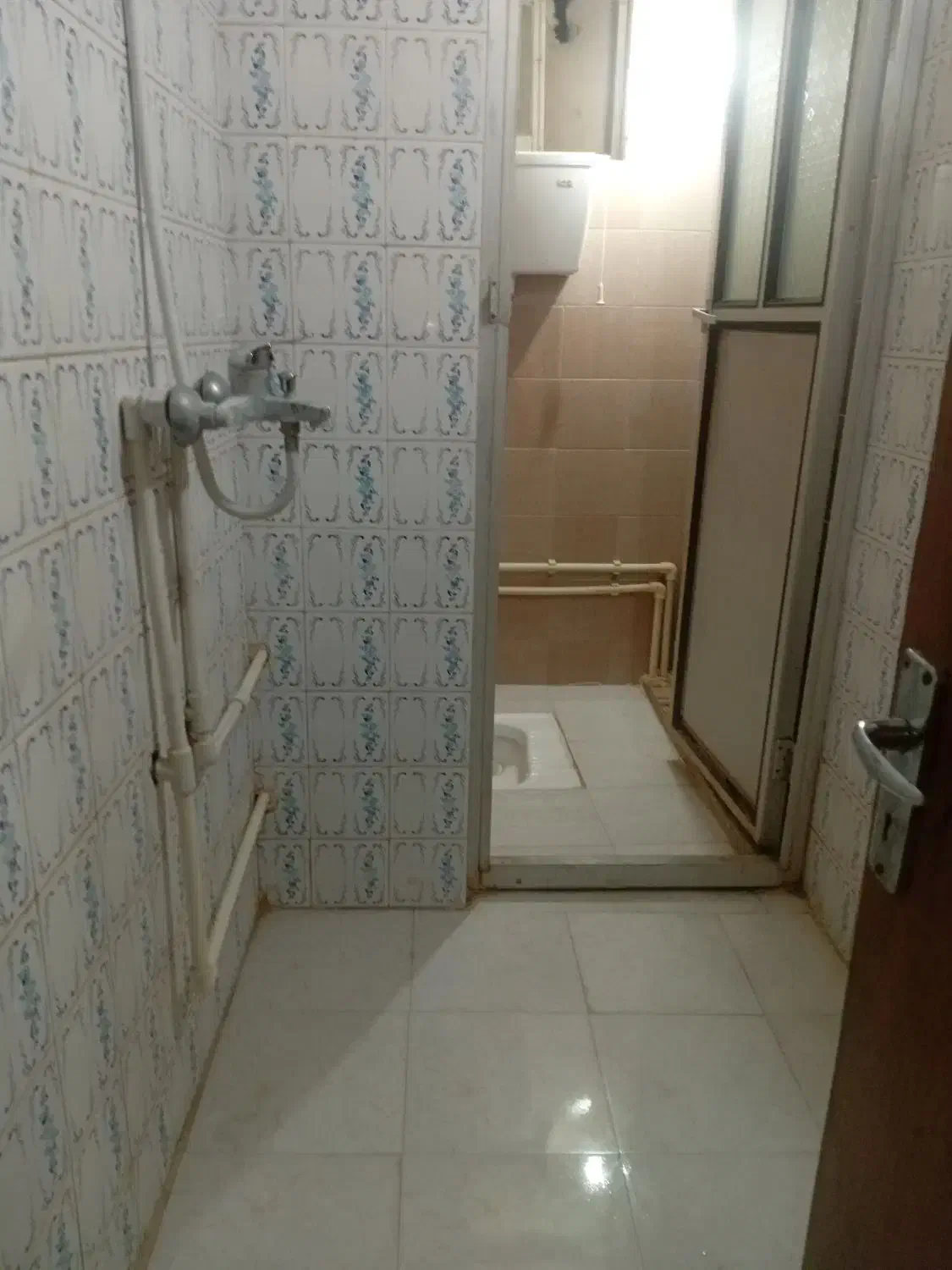 اجاره روزانه سوییت با پارکینگ مرکز شهر ساری|اجارهٔ کوتاهمدت آپارتمان و سوئیت|ساری, |دیوار