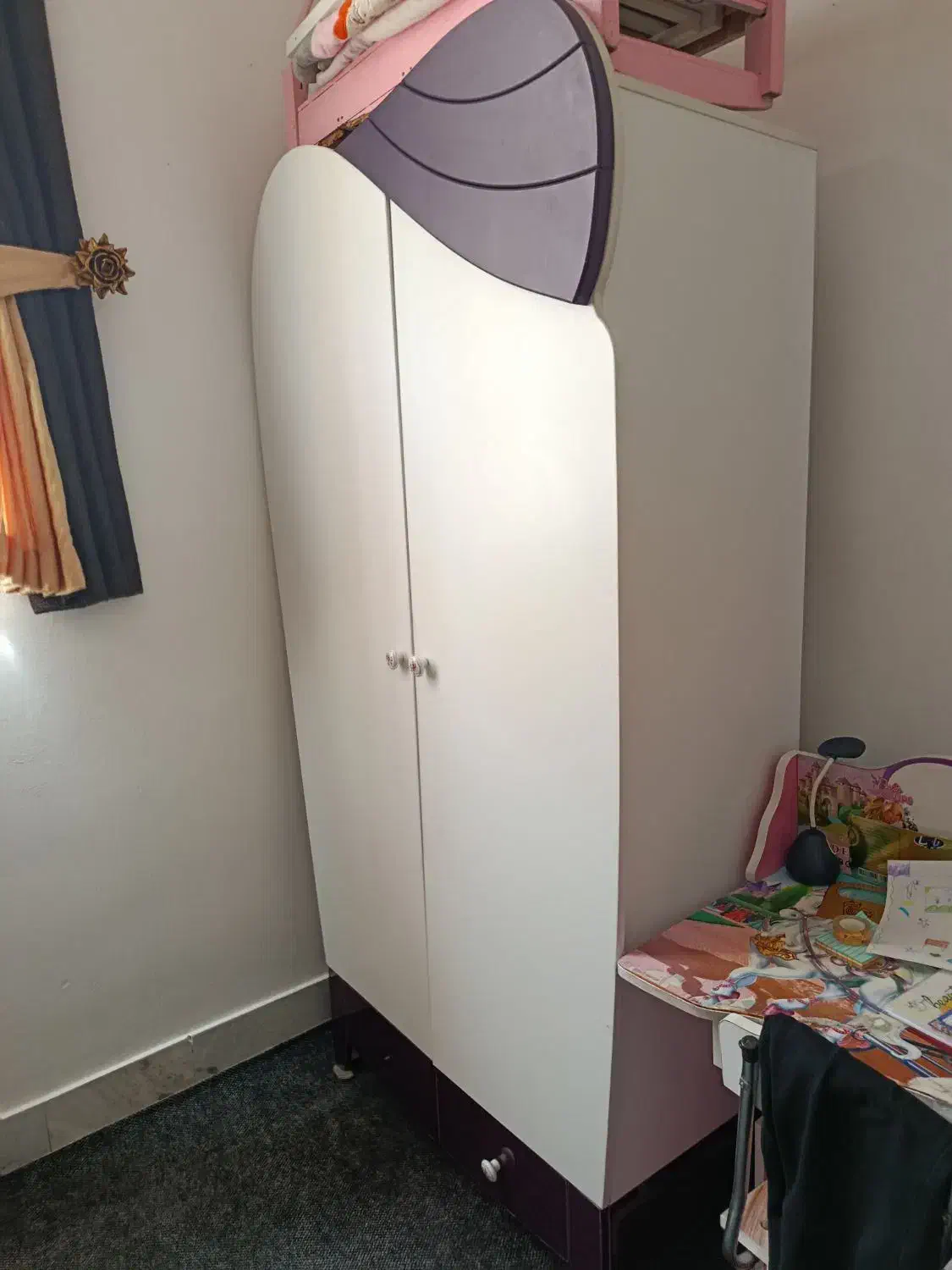 تخت و کمد نوجوان|اسباب و اثاث بچه|سمنان, |دیوار