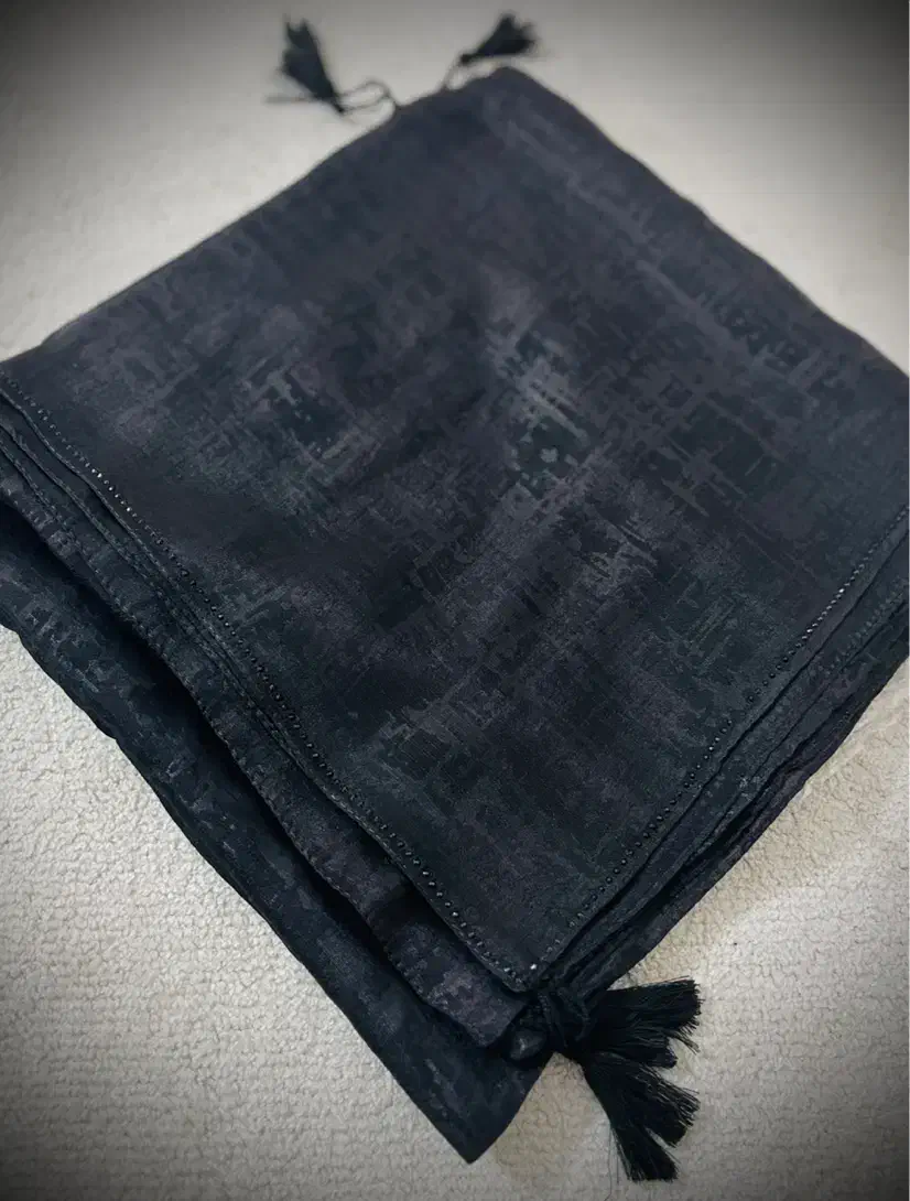 انواع روسری های ترند و جذاب با قیمت مناسب|لباس|قم, باجک یک|دیوار