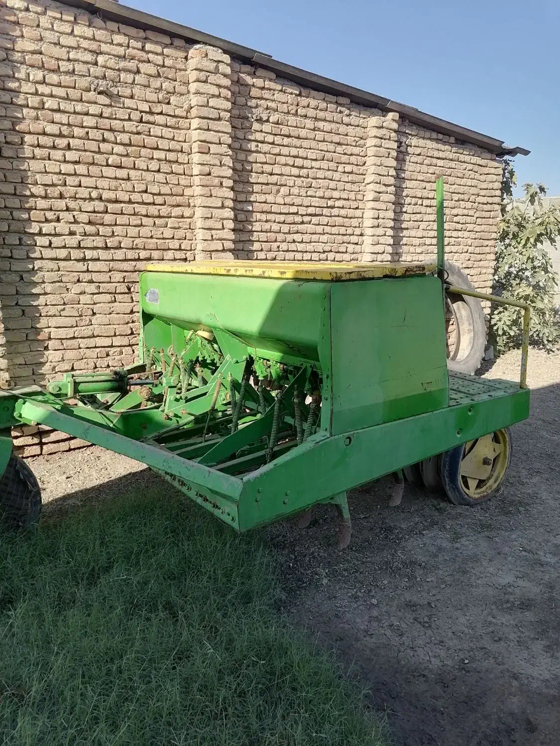 ردیفکار سندان|ماشین‌آلات صنعتی|گنبد کاووس, |دیوار