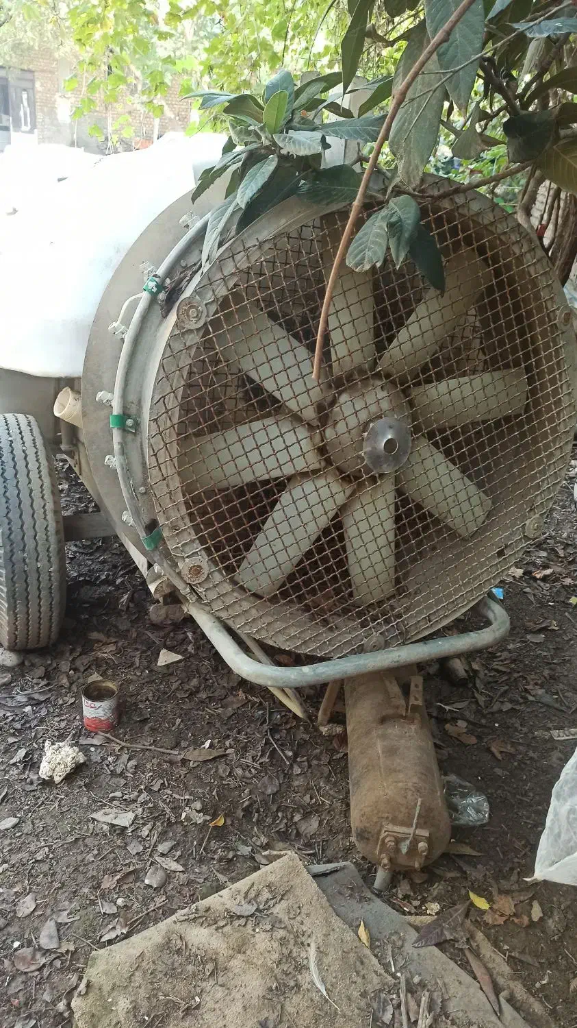 سمپاش 2000لیتری|ماشین‌آلات صنعتی|خان ببین, |دیوار