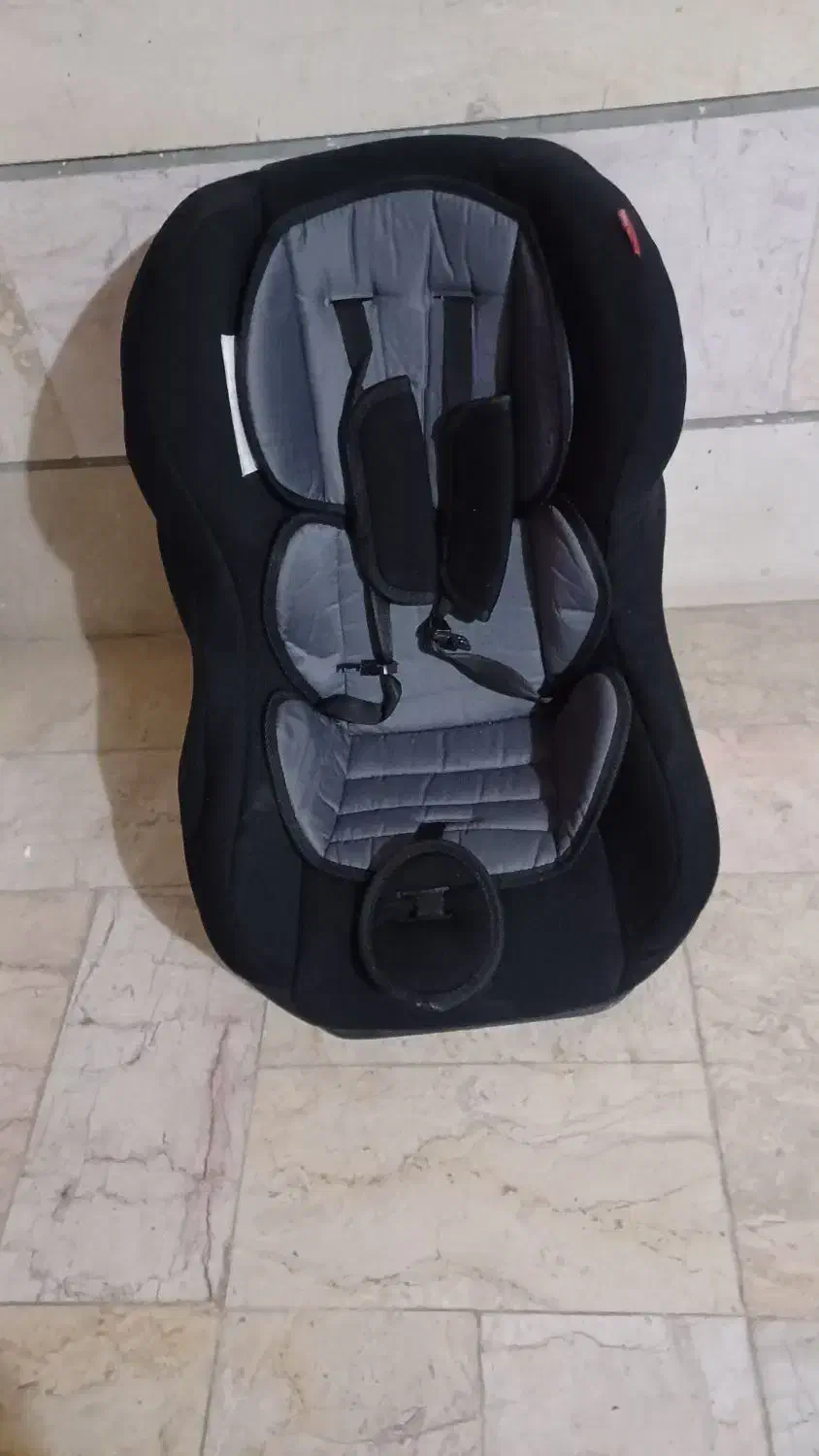 صندلی ماشین کودک|تخت و صندلی بچه|فردیس, شهرک شهید حسینی|دیوار