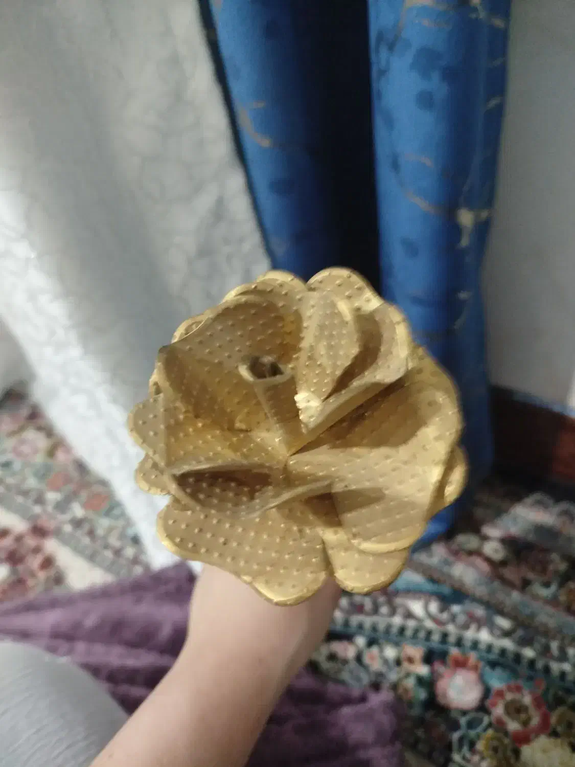 گل برنزی|گل مصنوعی|نهاوند, |دیوار