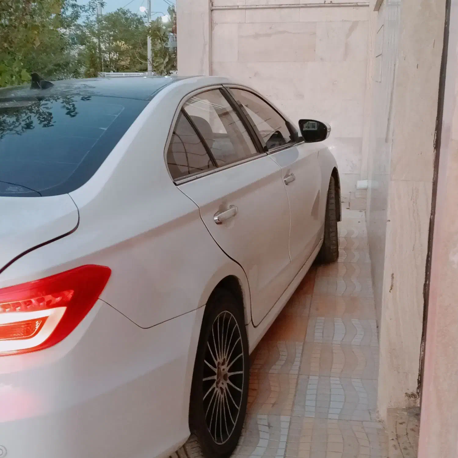 لیفان مدل 95 کارمندی|خودرو سواری و وانت|تربتحیدریه, شهرک ولیعصر|دیوار