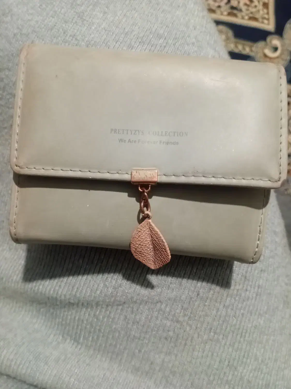 پیدا شده|اشیا|بندر انزلی, آذربایجان|دیوار