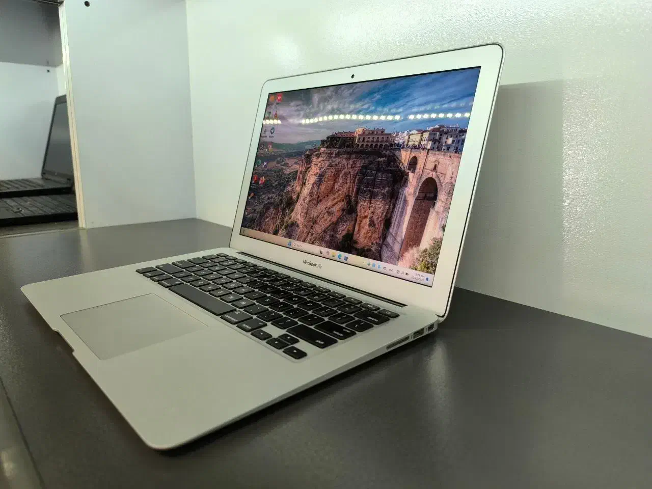 لپ تاپ اپل MacBook Air 2013 بسیار سریع|رایانه همراه|تهران, میدان ولیعصر|دیوار